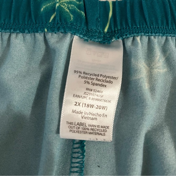 Teal Palm Tree Print Pajama Shorts - Picture 3 of 4